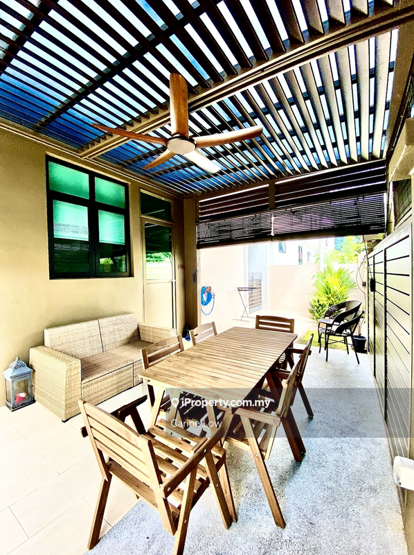 Rumah Berkembar untuk Dijual di Batu Feringghi, Penang oleh Carine Low - iProperty.com.my