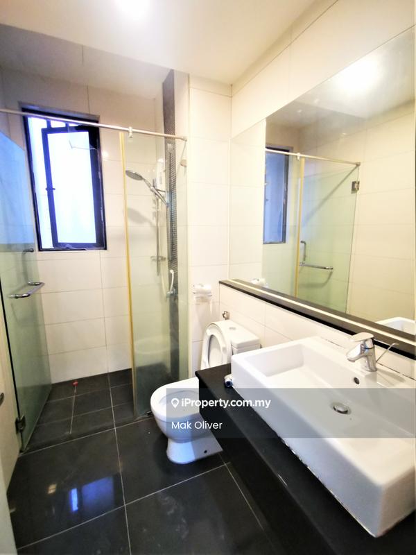 Condominium for Sale in KM1 West by Oliver Mak - Bathroom - iProperty.com.my