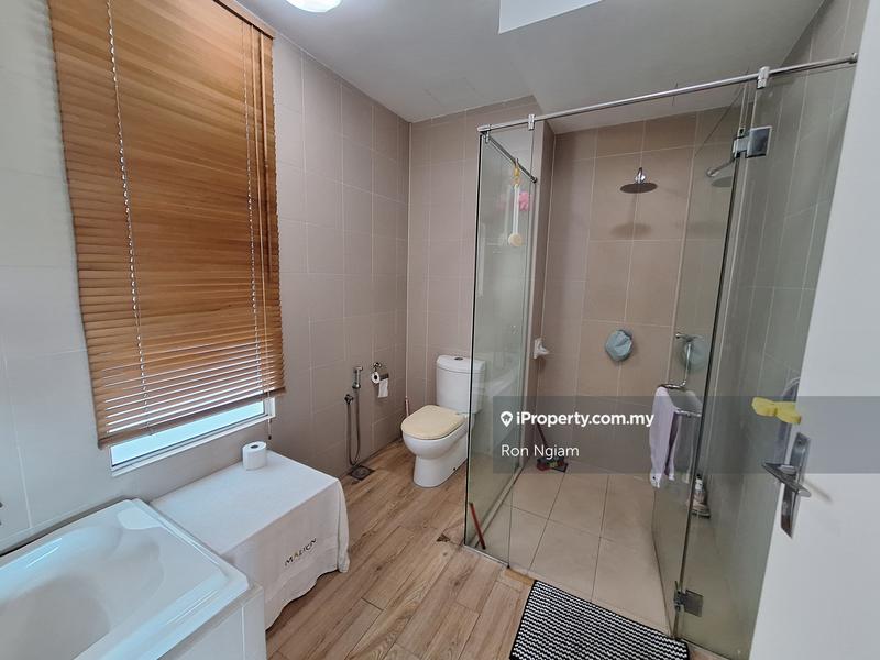 For Sale - Amaya Saujana