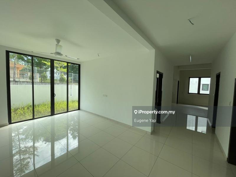 Rumah Teres 3-Tingkat untuk Dijual di Bukit Rahman Putra, Sungai Buloh oleh Eugene Yap - iProperty.com.my
