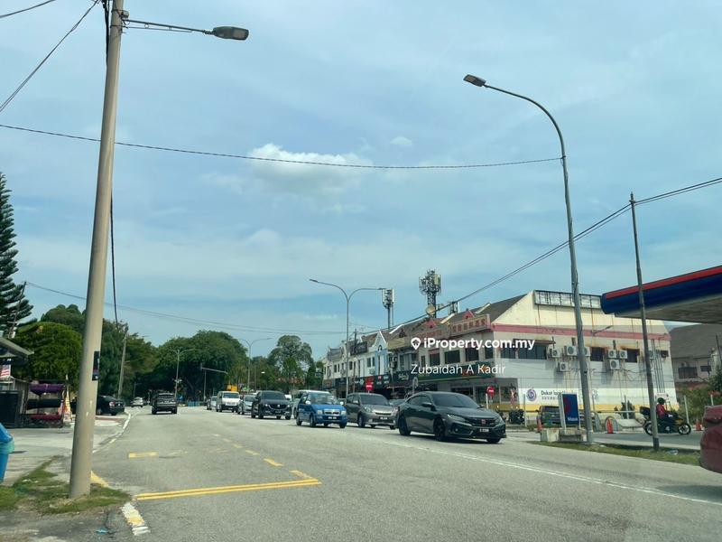 Bungalow House untuk Dijual di SS1, Petaling Jaya oleh Zubaidah A Kadir - iProperty.com.my