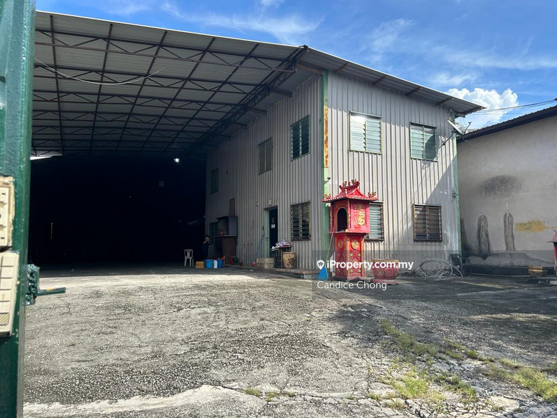 Gudang untuk Dijual di TAMAN PUCHONG UTAMA, Puchong oleh Candice Chong - iProperty.com.my