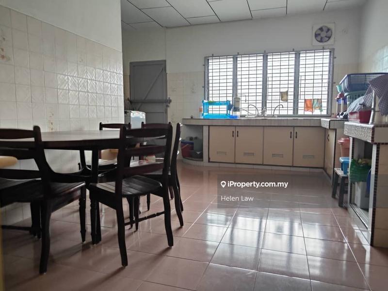 Rumah Teres untuk Disewa di Taman Desa Baru, Bukit Baru oleh Helen Law - iProperty.com.my