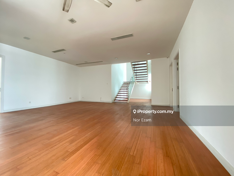 For Sale - Kenny Hills Residence