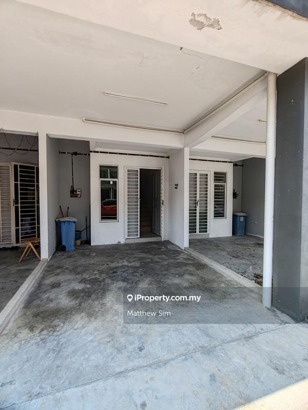 Townhouse for Rent in ut2ph, Tanjong Duabelas by Matthew Sim - iProperty.com.my