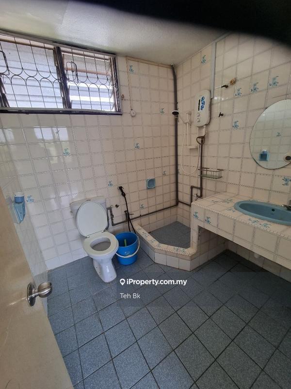 Bungalow House for Sale in Seksyen 6, Shah Alam by Teh Bk - iProperty.com.my