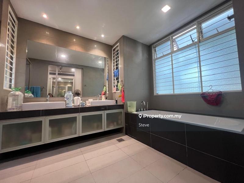 Bungalow House for Sale in D'alpinia, Puchong by Steve - iProperty.com.my