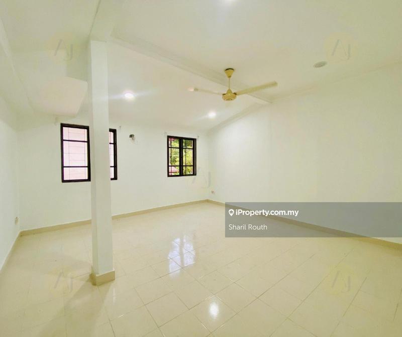 Rumah Berangkai 2 Tingkat untuk Dijual di BUKIT SETIAWANGSA 2.5 STOREY TERRACE, Setiawangsa oleh Sharil Routh - iProperty.com.my