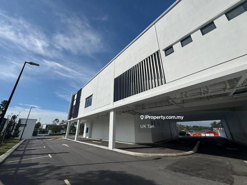 For Rent - Eco Santuari Commercial Building with Drive-Thru For Rent (Kindergarten/ F&B)