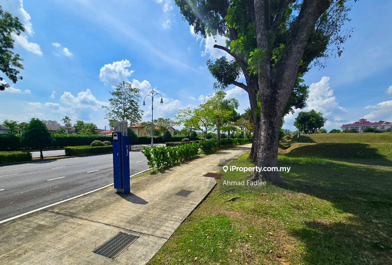 Banglo Tanah untuk Dijual di Presint 11, Presint 11 oleh Ahmad Fadlee - iProperty.com.my