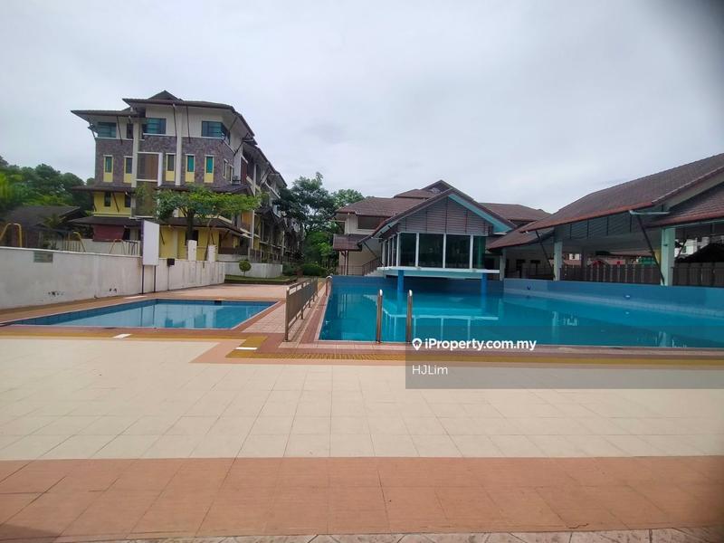 Townhouse for Sale in Bandar Tun Hussein Onn, Cheras by HJLim - iProperty.com.my