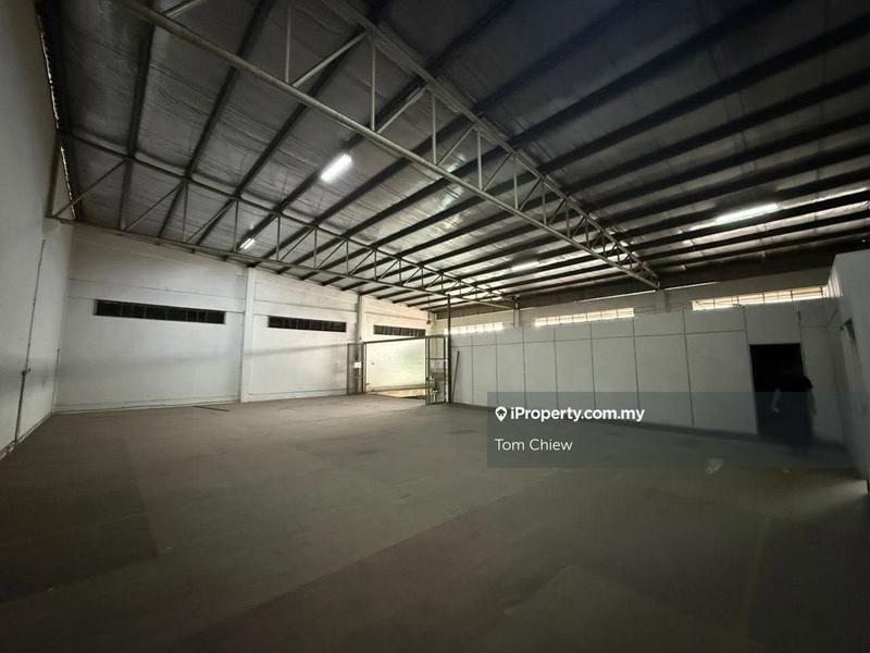 Kilang Berkembar untuk Dijual di Taman Desa Cemerlang, Ulu Tiram oleh Tom Chiew - iProperty.com.my