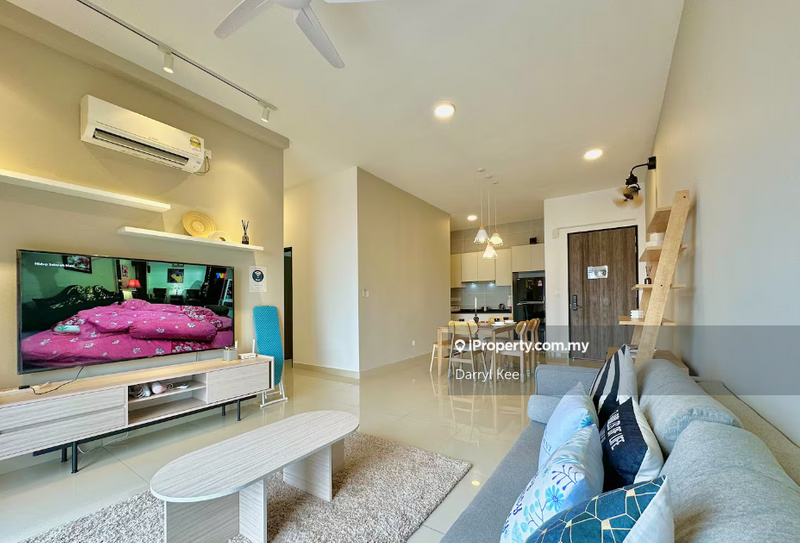 Service Residence for Sale in Twin Tower Residence by Darryl Kee - iProperty.com.my