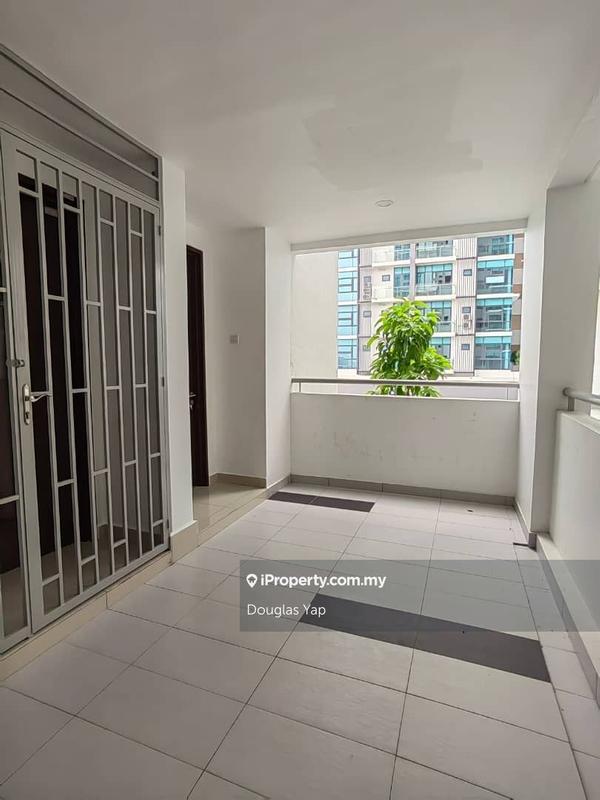 Residensi Servis untuk Disewa di Pacific Star oleh Douglas Yap - iProperty.com.my