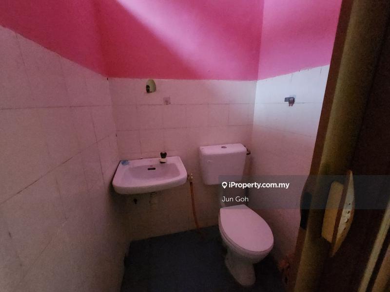 Pangsapuri untuk Dijual di Pangsapuri Segar Perdana oleh Jun Goh - iProperty.com.my