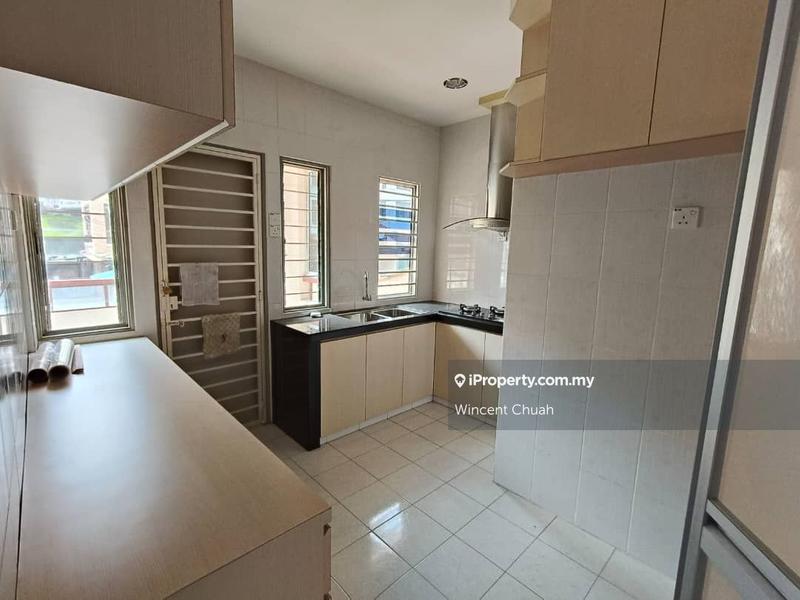 Townhouse untuk Dijual di Taman Amansiara, Rawang oleh Wincent Chuah - iProperty.com.my
