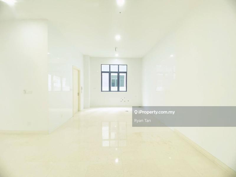 Banglo untuk Dijual di ForestHill Damansara, Damansara Perdana oleh Ryan Tan - iProperty.com.my