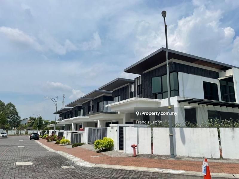 2-storey Terraced House for Sale in 16 Sierra, Puchong by Francis Leong - iProperty.com.my