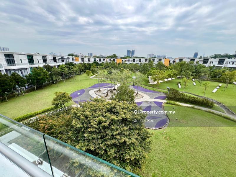 Rumah Berangkai 3 Tingkat untuk Dijual di Lake Fields, Sungai Besi oleh Jesnin Kee - iProperty.com.my