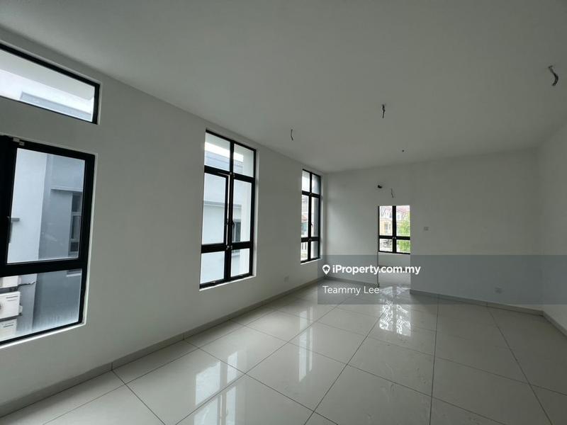 Bungalow House for Sale in Bandar Sungai Long, Selangor by Teammy Lee - iProperty.com.my