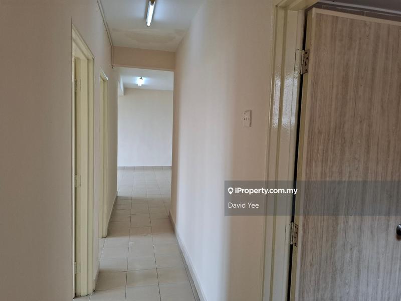 For Sale - Plaza Metro Prima