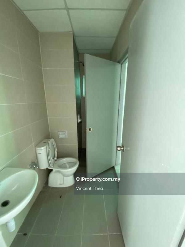Kondominium untuk Dijual di D'suria Condominium oleh Vincent Theo - iProperty.com.my