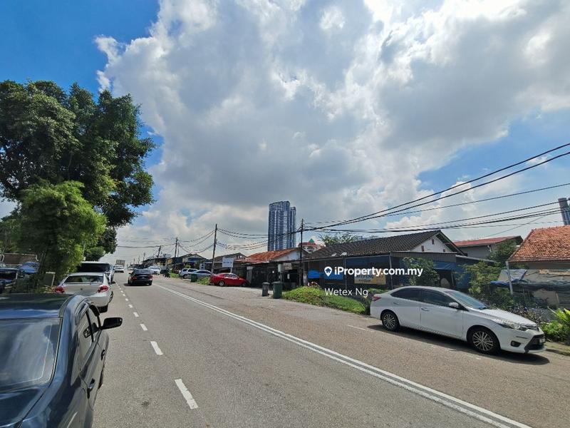 For Rent - Single Storey Commercial House