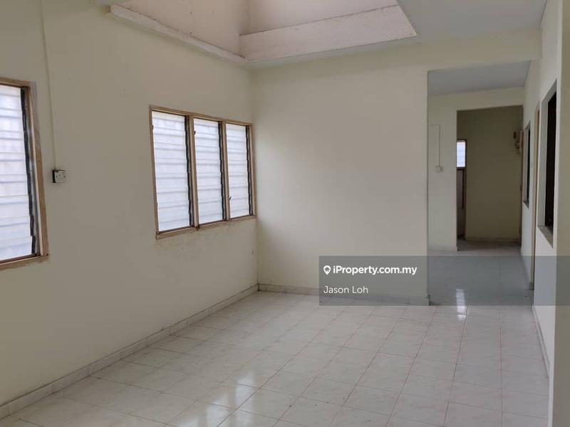 1-storey Terraced House for Sale in Taman Boon Bak, Ipoh by Jason Loh - iProperty.com.my