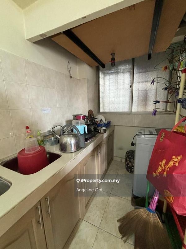 Flat for Sale in Pangsapuri Sri Meranti by Angeline Ooi - iProperty.com.my