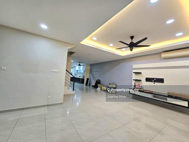 Rumah Teres 2-Tingkat untuk Dijual di Taman Muzaffar Heights, Bukit Katil oleh Joanne How - iProperty.com.my