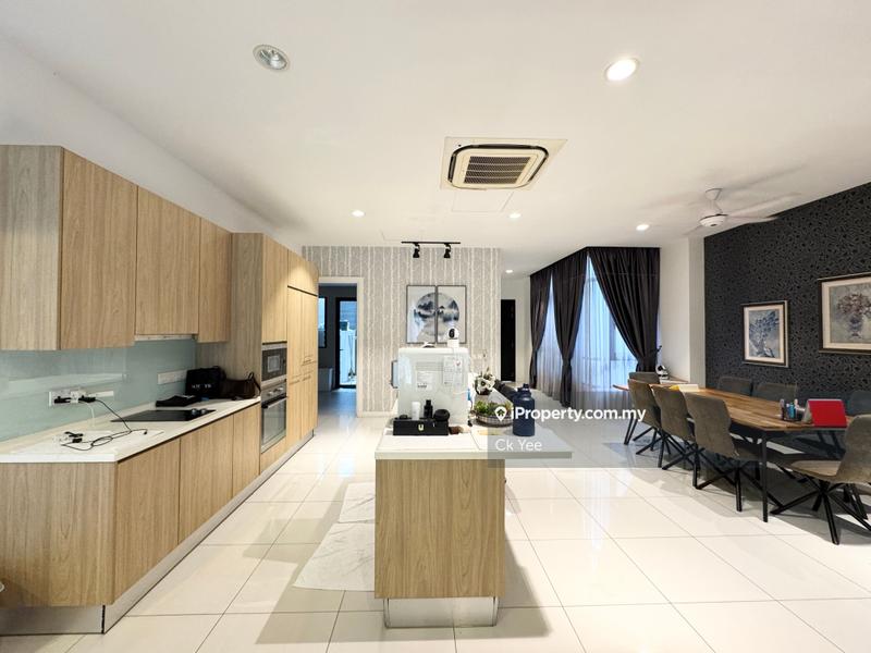 Rumah Teres untuk Dijual di Mines Resort City, Seri Kembangan oleh Ck Yee - iProperty.com.my
