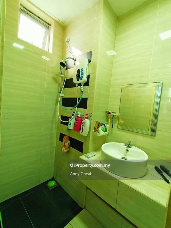 Service Residence for Sale in D'Summit Residences by Andy Cheah - iProperty.com.my