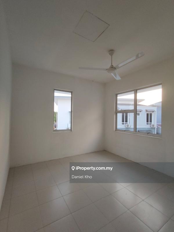 Semi-Detached House for Sale in Taman Kuala Selangor Utama, Kuala Selangor by Daniel Kho - iProperty.com.my
