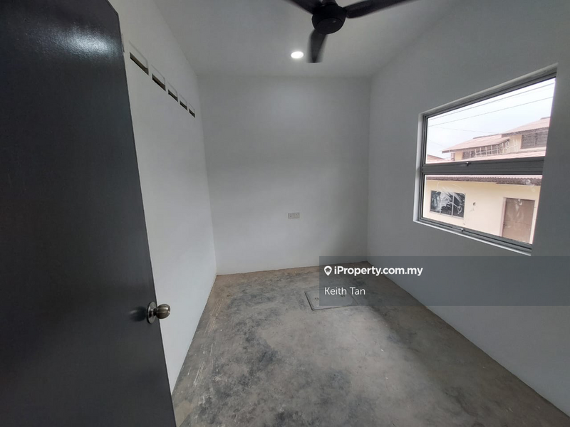 1-storey Terraced House for Sale in Taman Ayer Keroh Heights, Ayer Keroh by Keith Tan - iProperty.com.my