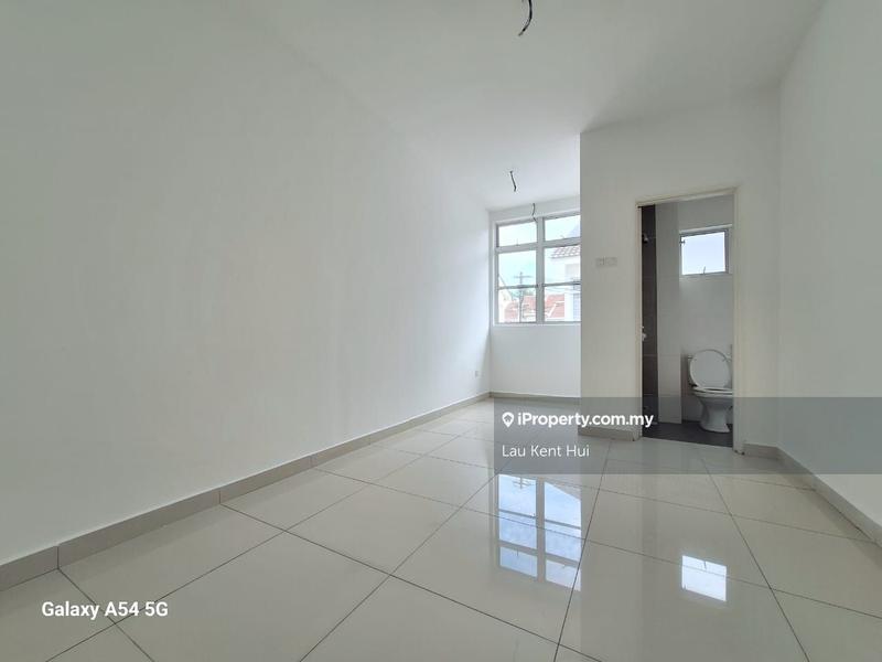 2-storey Terraced House for Sale in Taman Dato Demang, Seri Kembangan by Lau Kent Hui - iProperty.com.my
