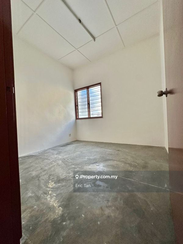 Rumah Teres untuk Dijual di Usj 12, Subang Jaya oleh Eric Tan - iProperty.com.my