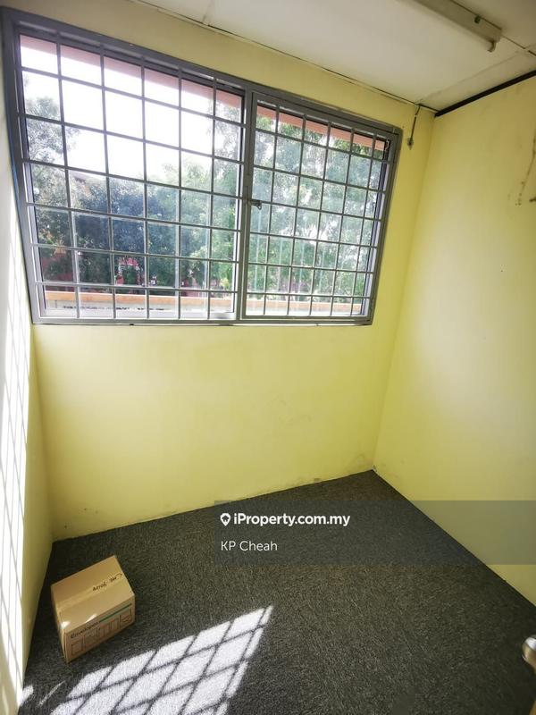 For Sale - Taman Equine, Putra Permai Shoplot