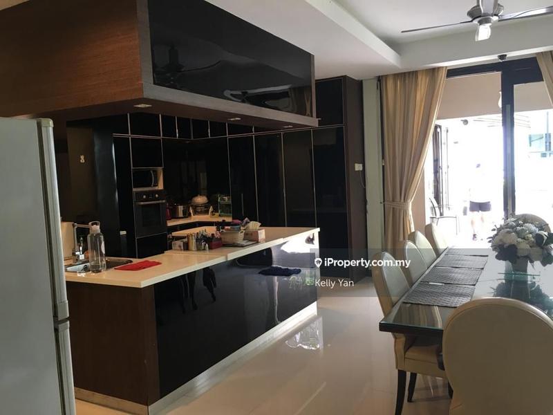 Rumah Berkembar untuk Dijual di Ulu Kelang, Selangor oleh Kelly Yan Kai Lit - iProperty.com.my