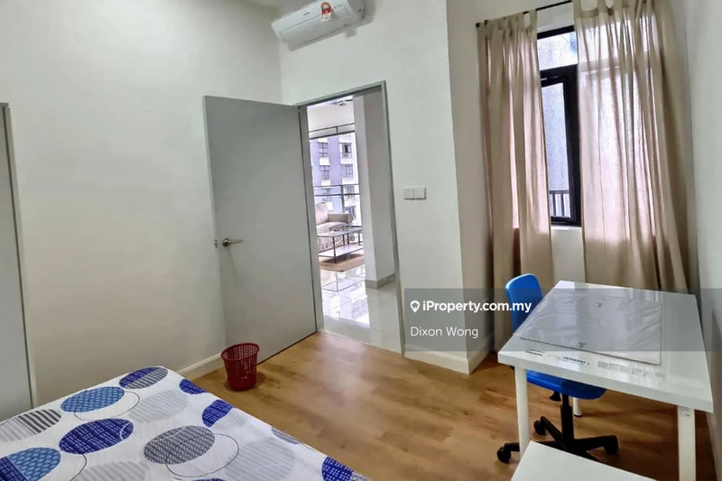 For Rent - Paramount Utropolis