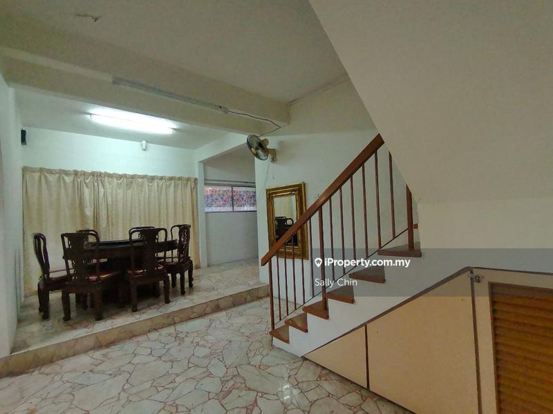 Semi-Detached House for Sale in Lorong Lembah Permai, Tanjung Bungah by Sally Chin - iProperty.com.my