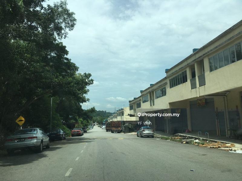Kilang Teres untuk Dijual di Sungai Buloh, Sungai Buloh oleh Damon Wan - iProperty.com.my