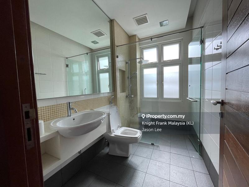 Bungalow House untuk Dijual di Country Heights Damansara, Kuala Lumpur oleh Jason Lee - iProperty.com.my
