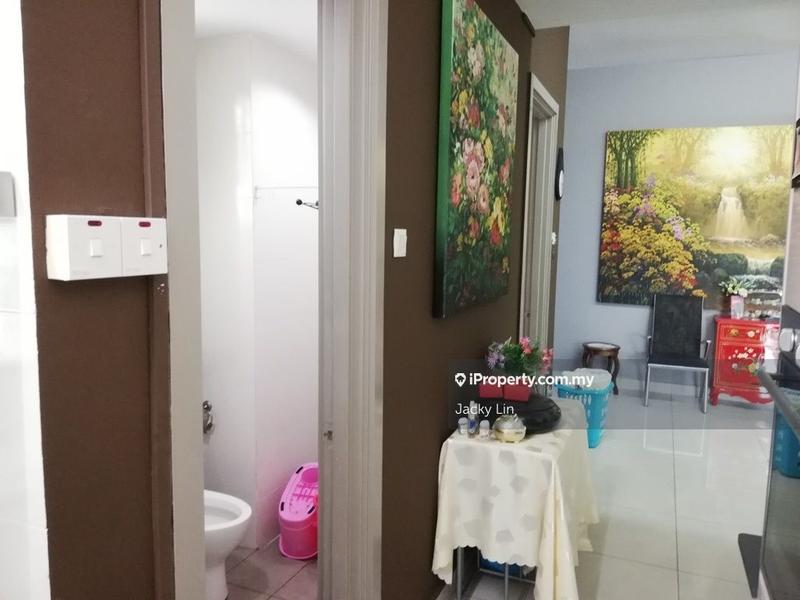 Kediaman Servis untuk Dijual di Subang Olives Residence oleh Jacky Lin - iProperty.com.my