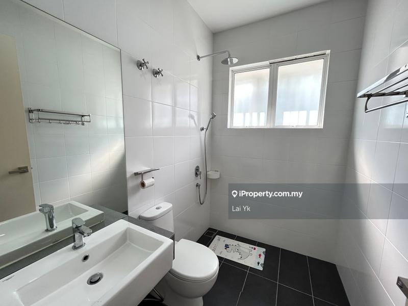 Bungalow House for Sale in Seksyen U1, Glenmarie by Lai Yk - iProperty.com.my