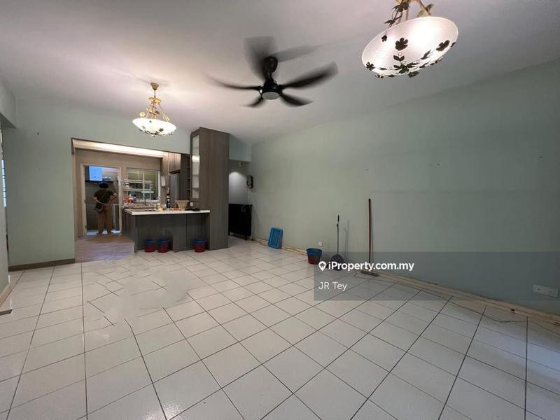 Kondominium untuk Dijual di Seri Hijauan oleh JR Tey - iProperty.com.my