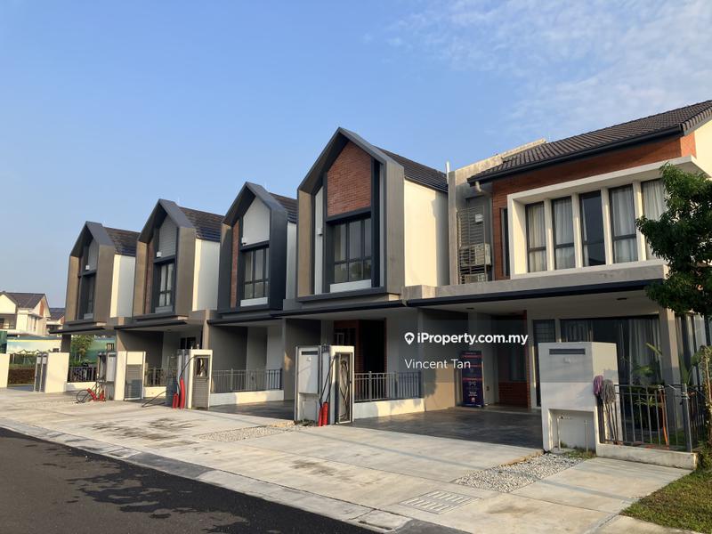 2-storey Terraced House for Sale in ELMINA ILHAM Residence East Garden West Valley, Shah Alam by Vincent Tan - iProperty.com.my