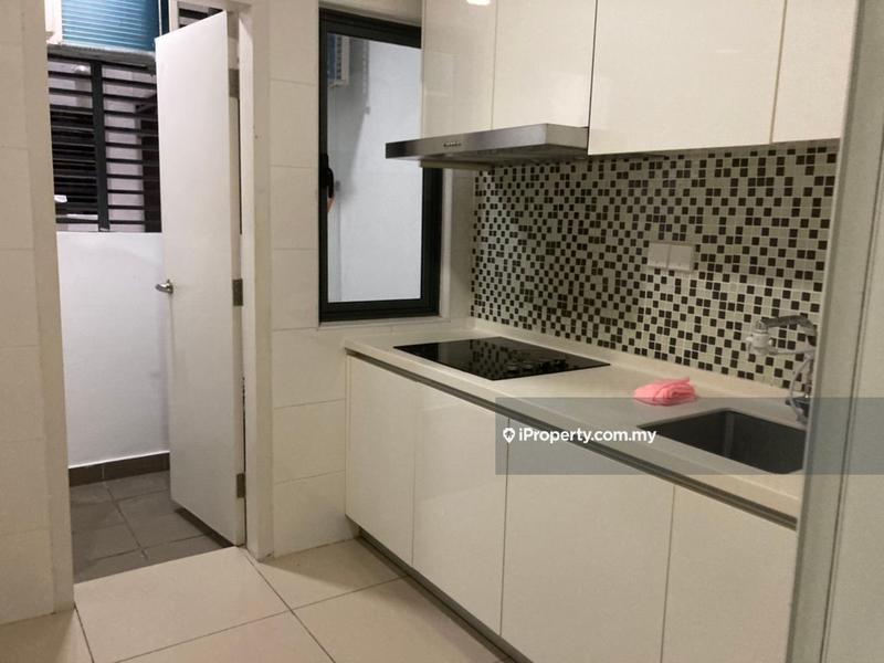 For Rent - Paramount Utropolis