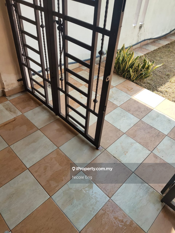 Rumah Teres 2-Tingkat untuk Dijual di Taman Puchong Tekali, Puchong oleh Nicole Eng - iProperty.com.my