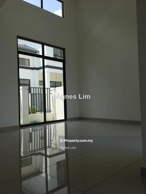Rumah Berangkai 2 Tingkat untuk Dijual di Eco Grandeur, Puncak Alam oleh Agnes Lim - iProperty.com.my