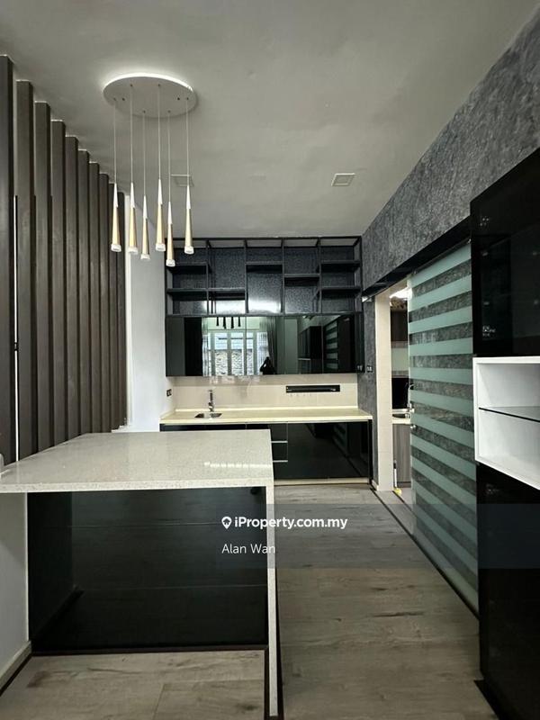 Bungalow House untuk Dijual di Lakefront Villa, Cyberjaya oleh Alan Wan - iProperty.com.my